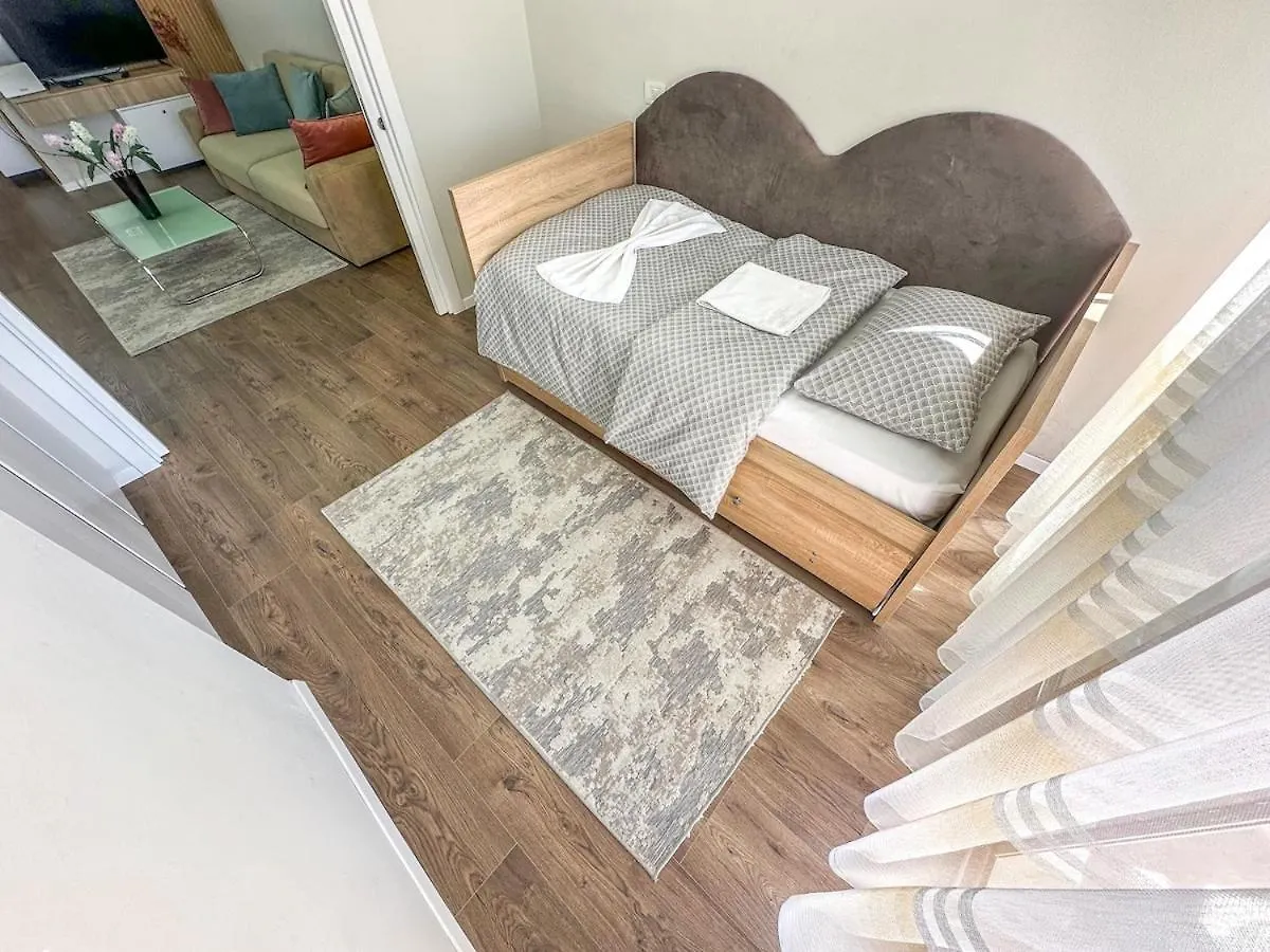 Scandi Charm Two-Bedroom Apartment With Front Sea View Δυρράχιο Αλβανία