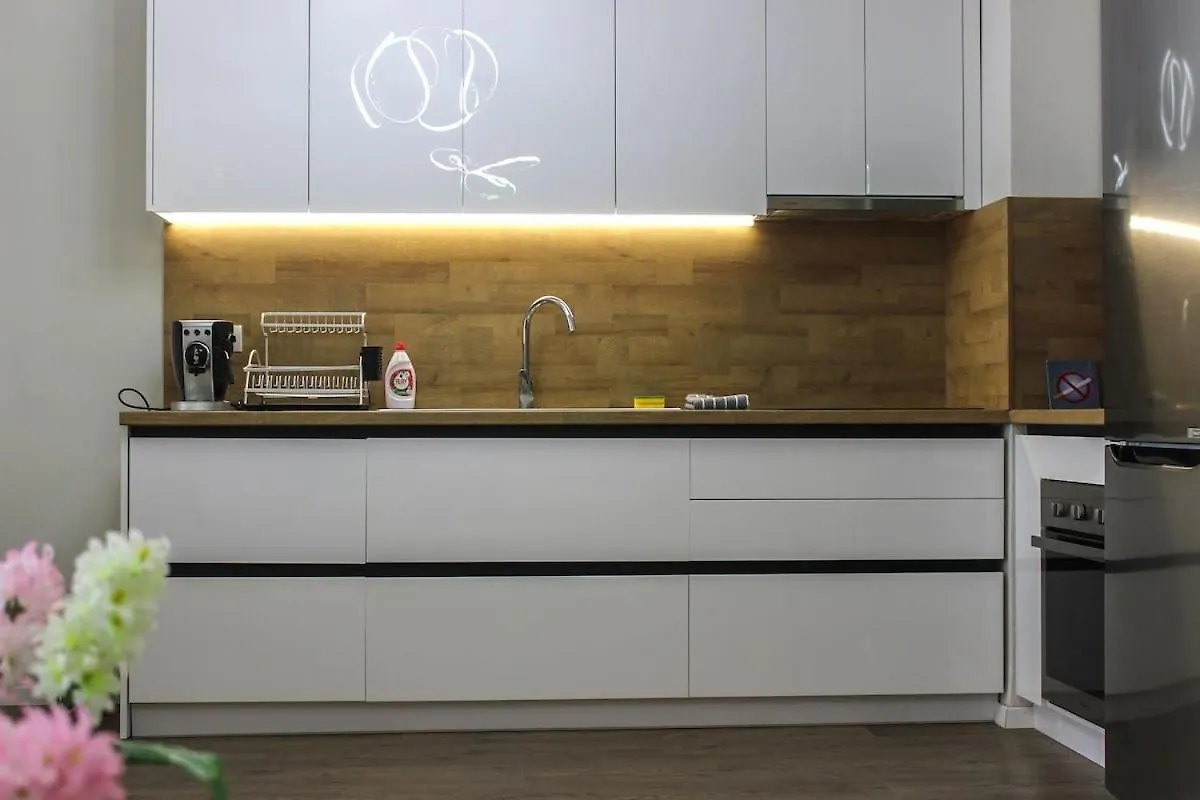 Scandi Charm Two-Bedroom Apartment With Front Sea View Δυρράχιο